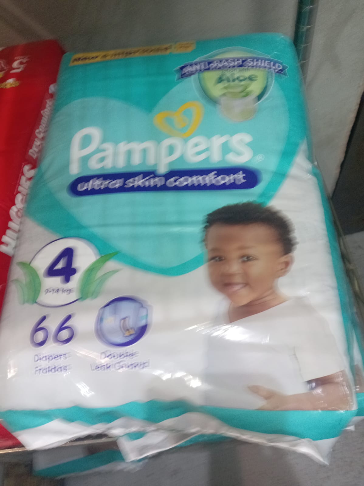 Pampers Ultra Skin Comfort Size 4 Disposable Nappies (66 Pack)