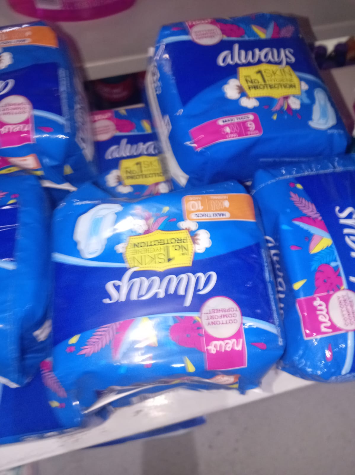 Always Maxi Thick Sanitary Pads (Normal, 10 Pack)